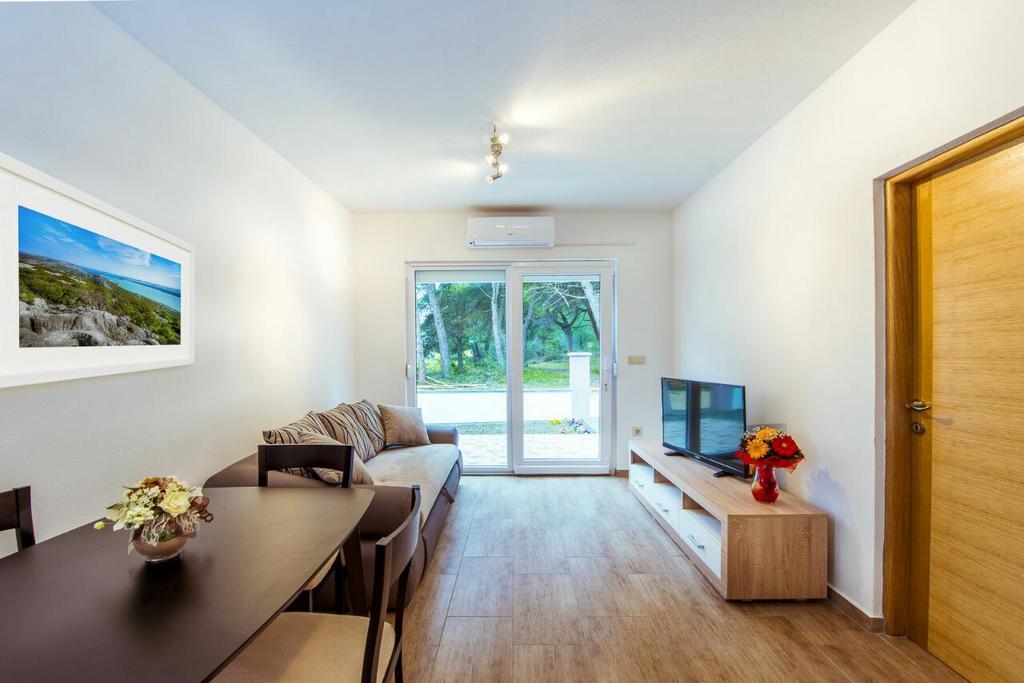 Apartment Lili Biograd Na Moru Ngoại thất bức ảnh